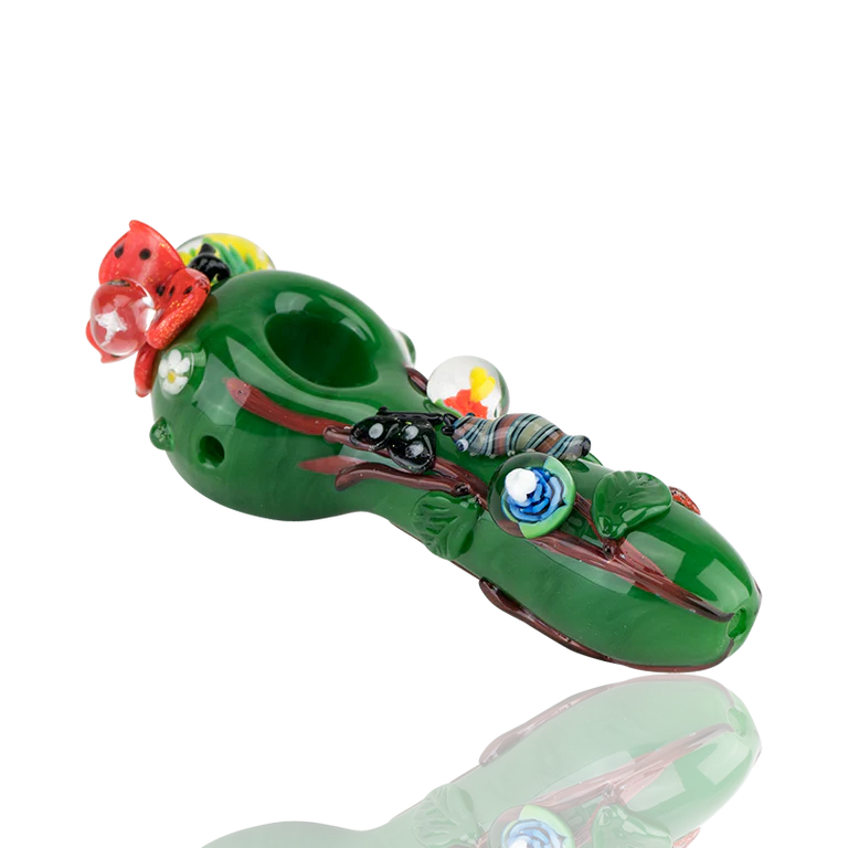 Empire Glassworks Glass Pipe Garden Critters