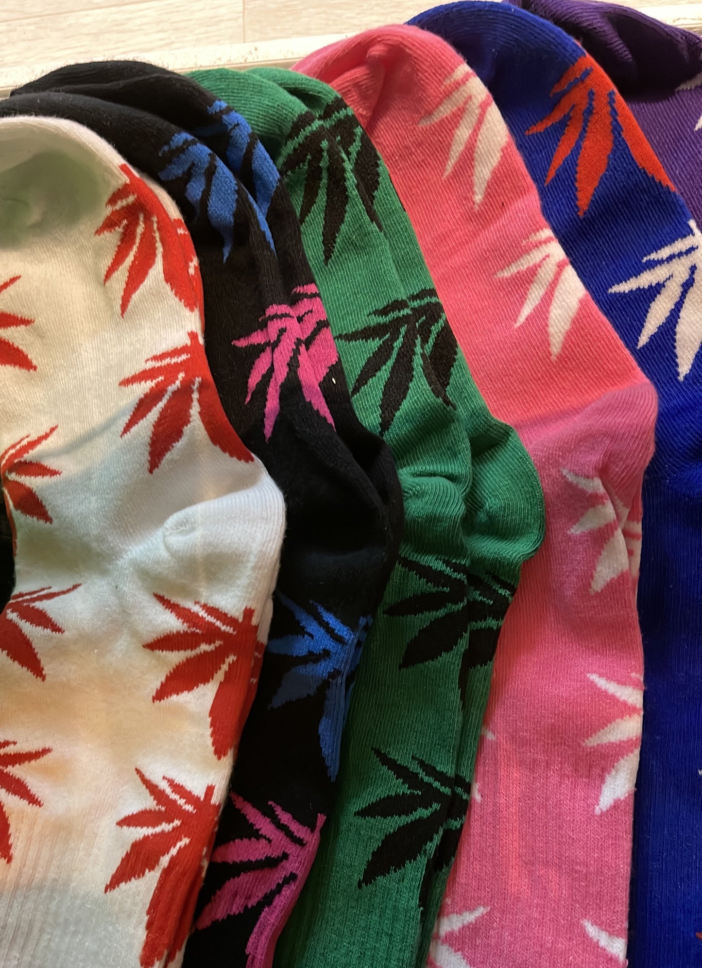 Weed Leaf Print Socks