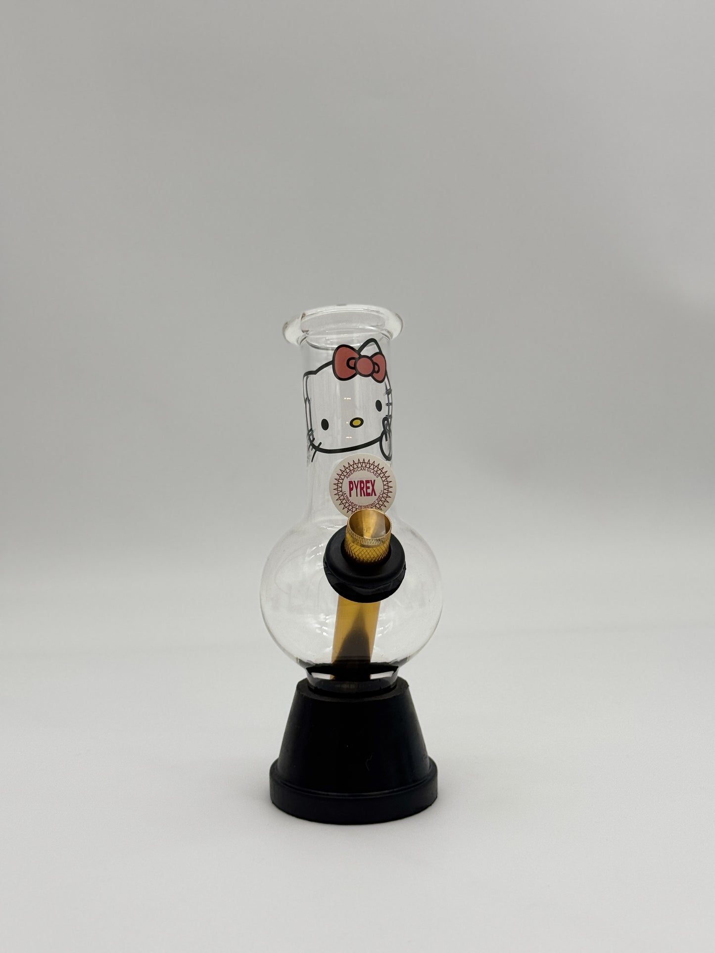 Pyrex Small Bonza Bubble Bong "Hello Kitty Middle Finger" 20cm