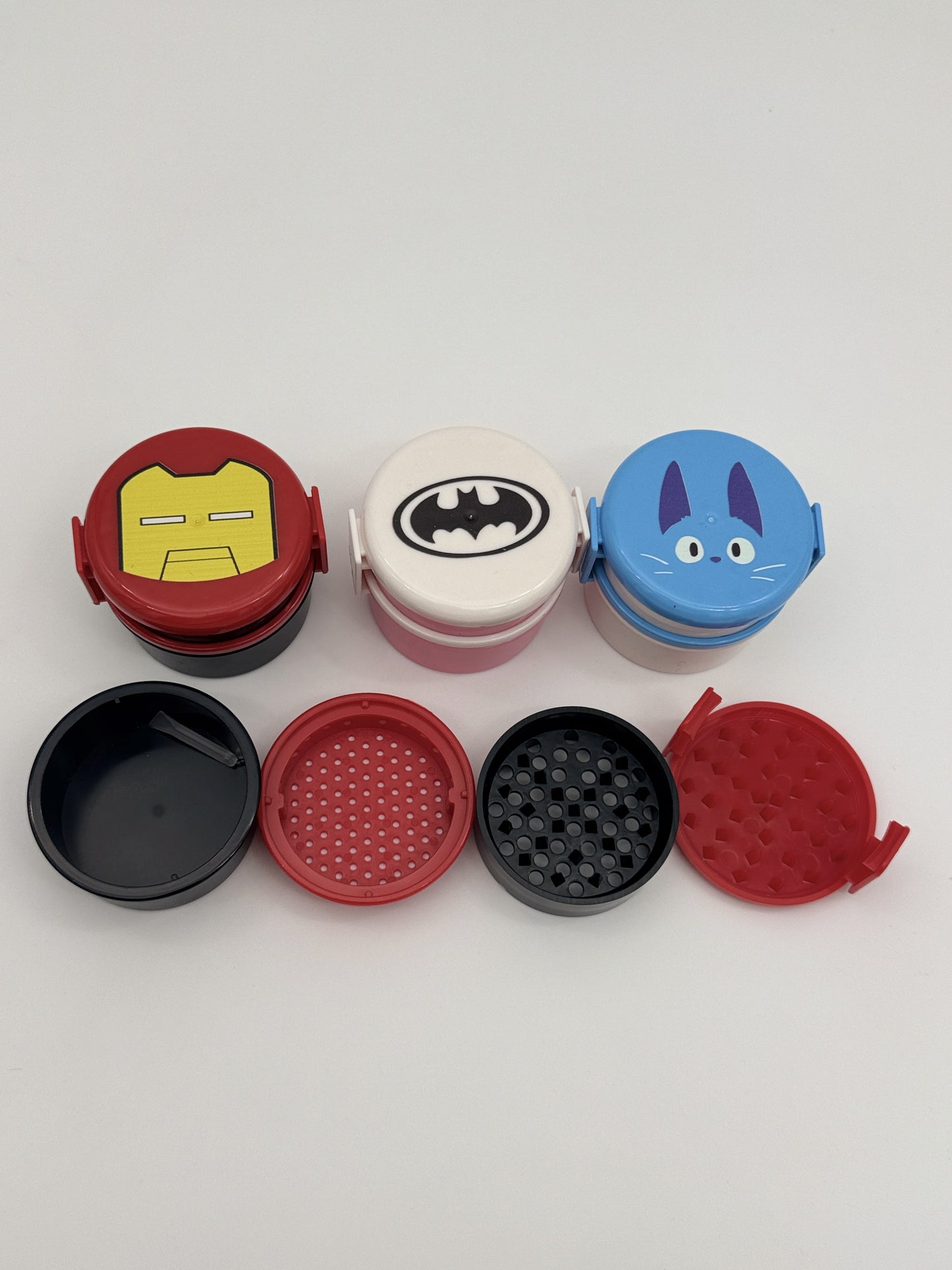 Plastic Grinder 4pcs Assorted Design