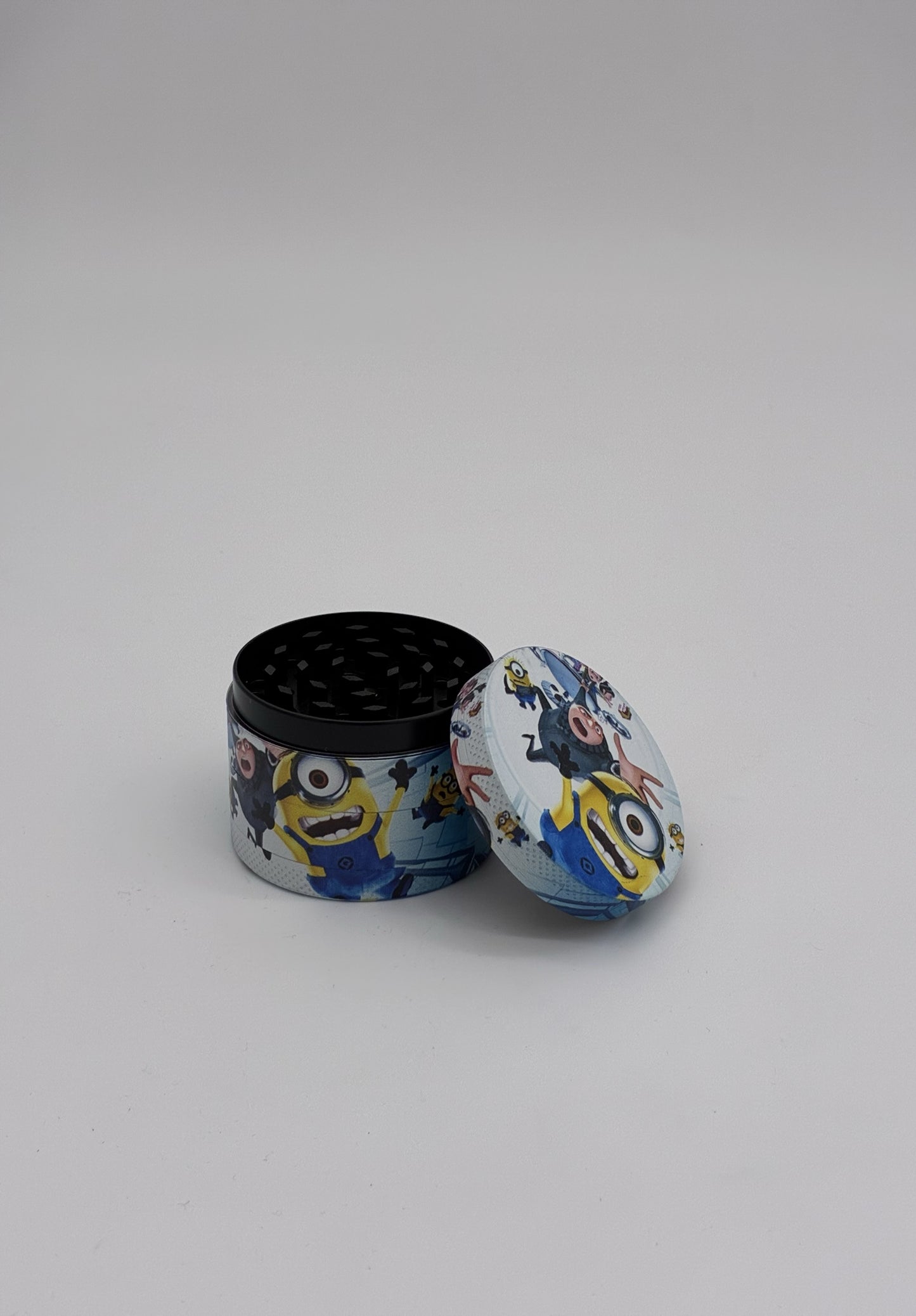 Metal Grinder 50mm 4pcs Gru and Minions