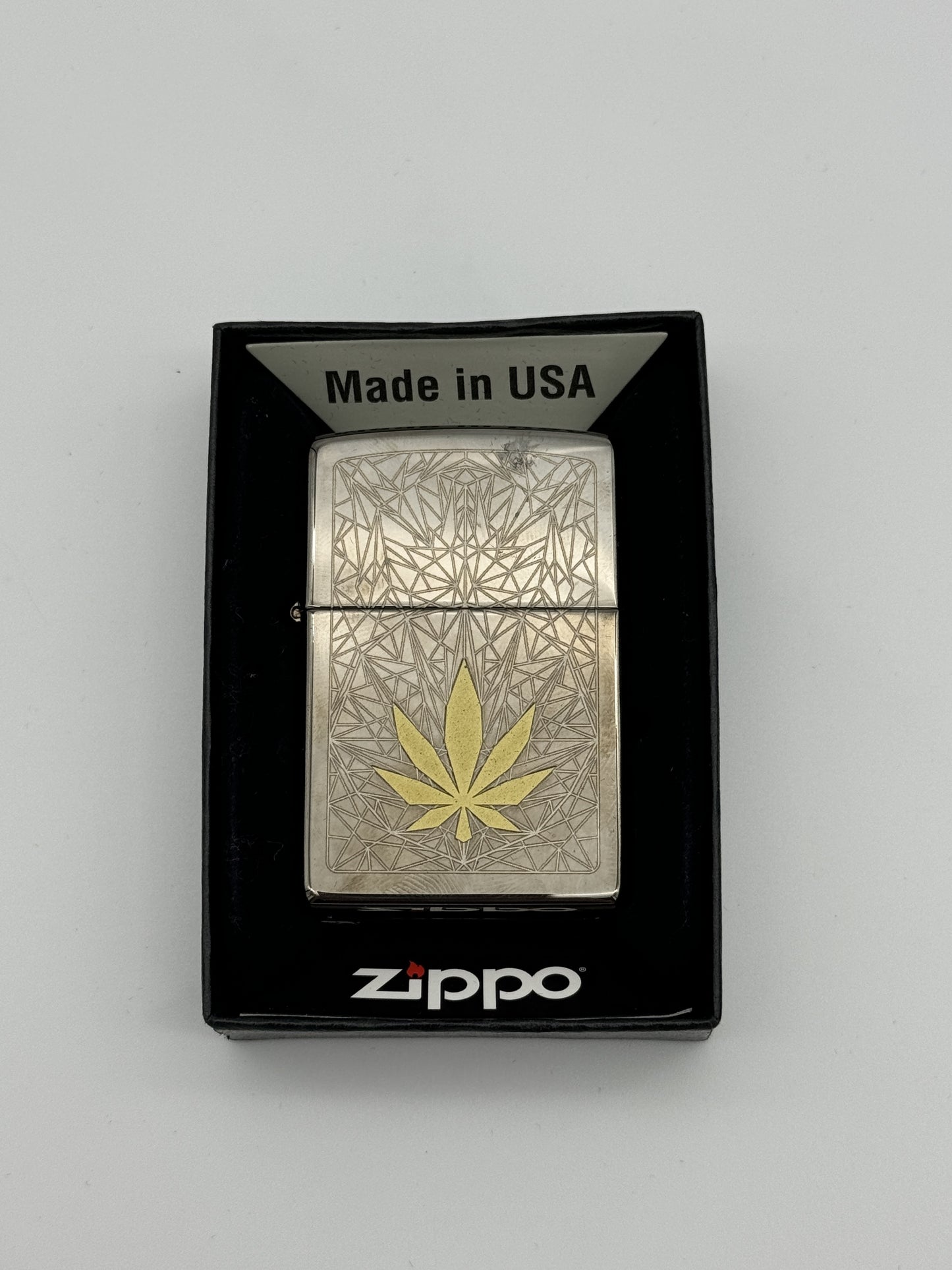 Zippo Cannabis Laser Two tone