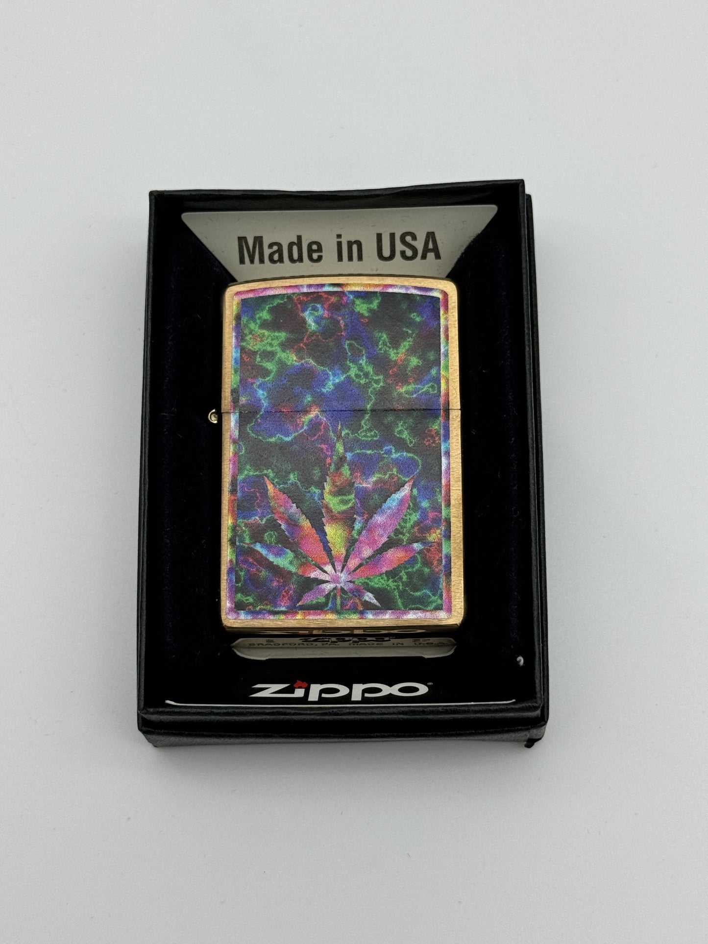 Zippo Leaf Design 49398