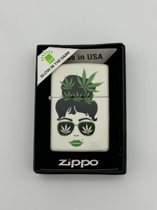 Zippo Cannabis Glow in the Dark