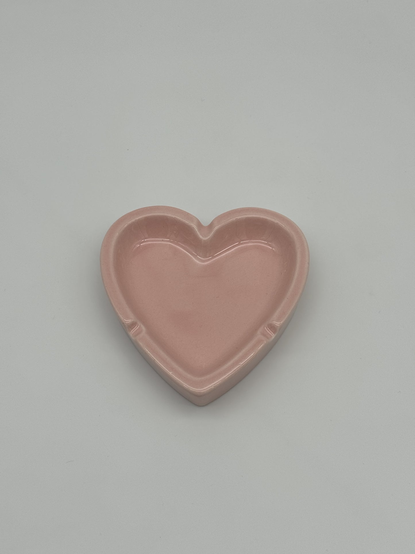 Candy Heart Ashtray Pink