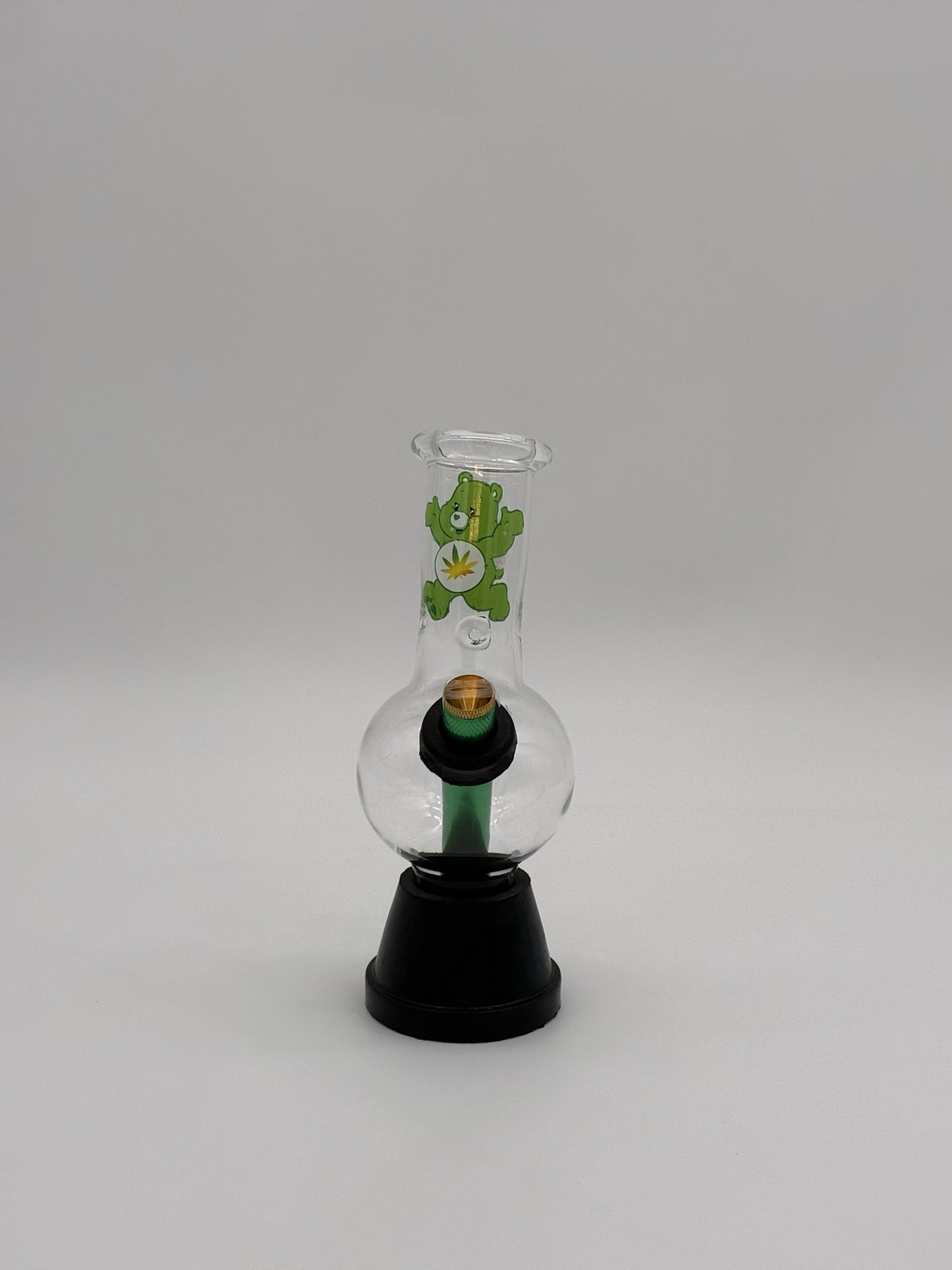 Pyrex Small Bonza Bubble 20cm Green Care Bear