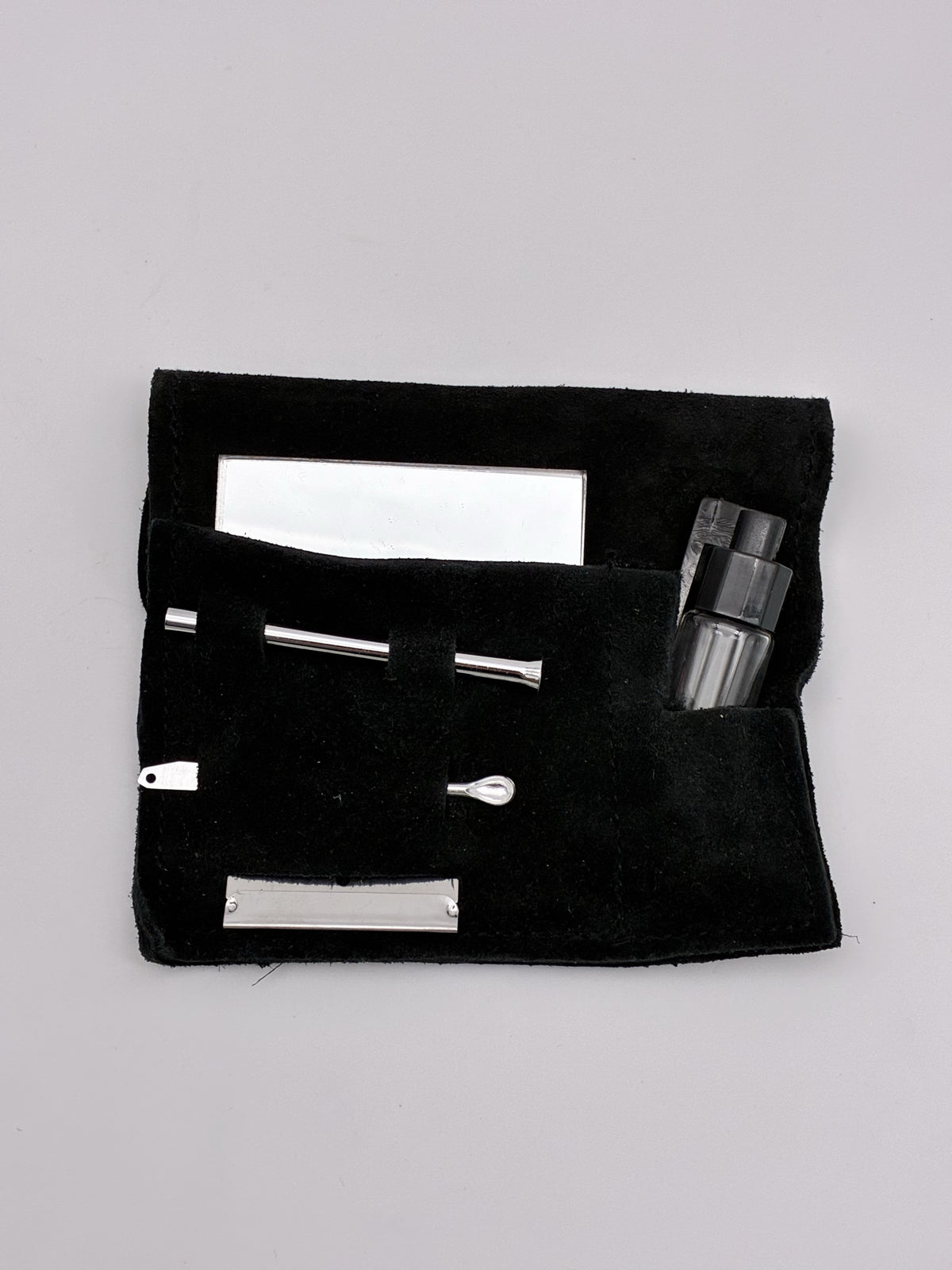 Snuff Kit Large in Leather Pouch