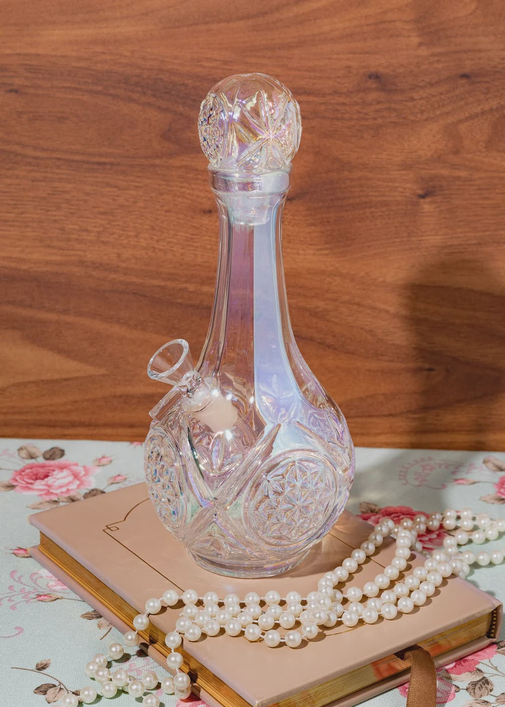 Canna Style Decanter Bong - Clear Iridescent