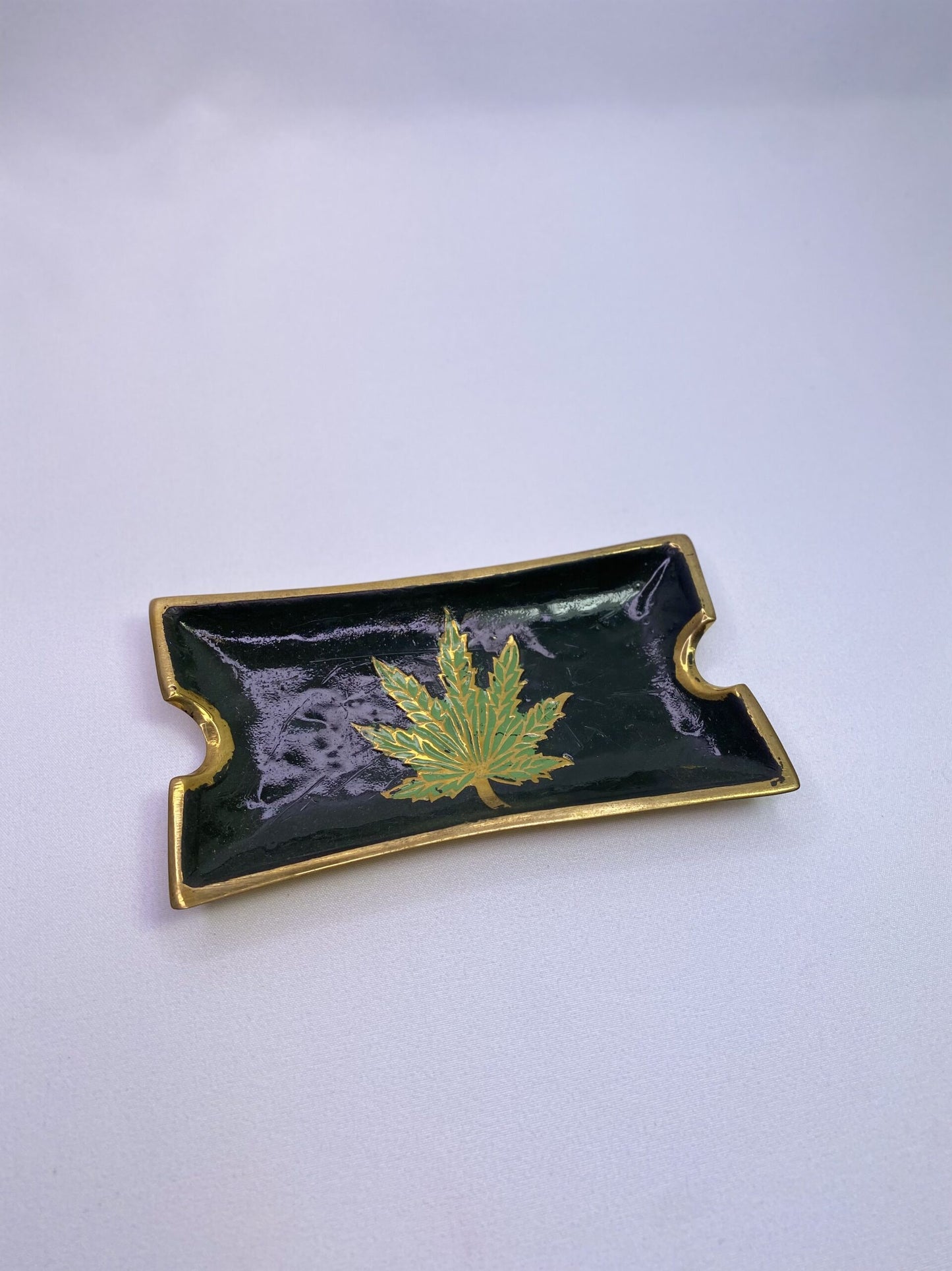 Small Brass Mull Leaf Ashtray